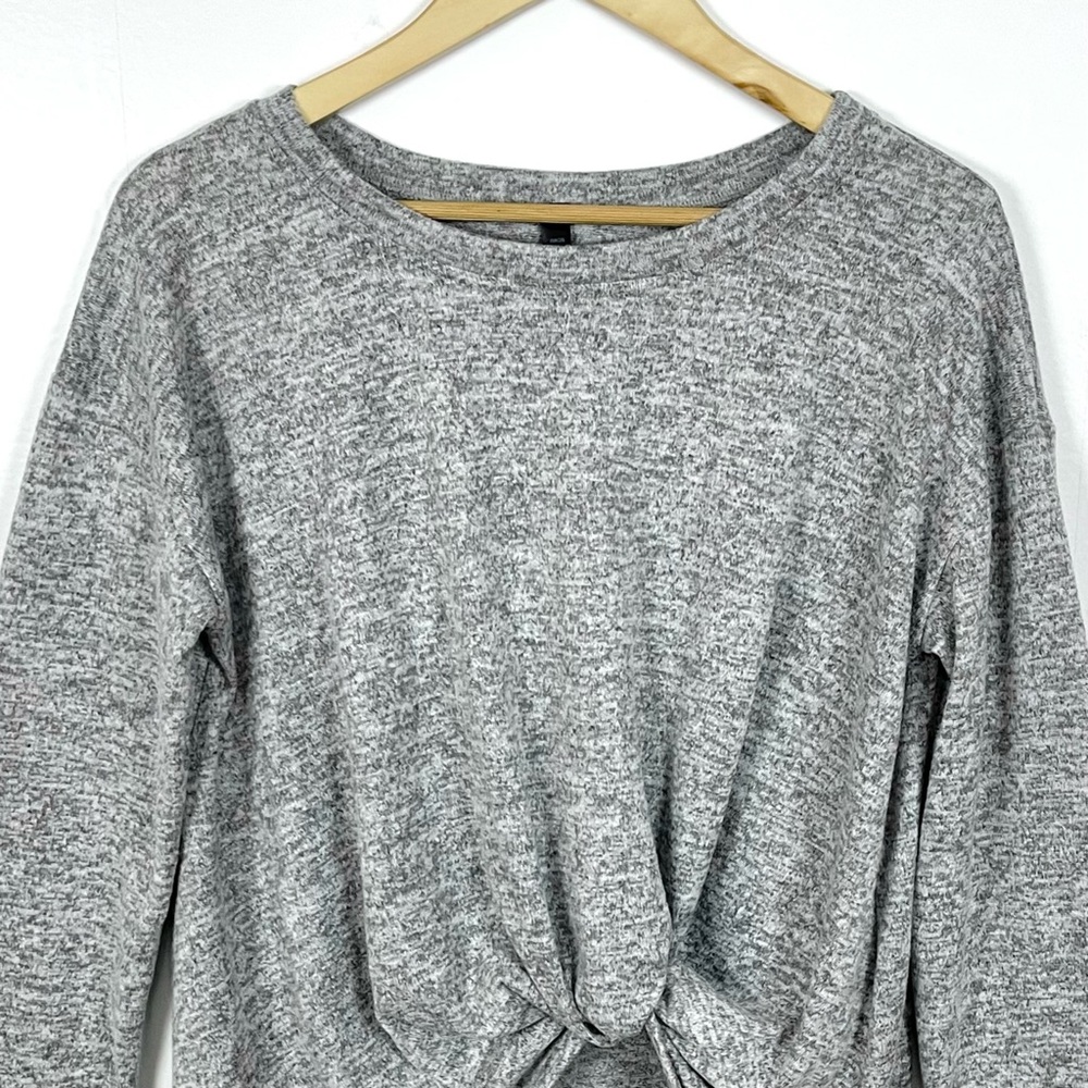 NWOT Rags & Couture Hacci Tie-Twist Knotted Front Long Sleeve Knit Top - Picture 4 of 16